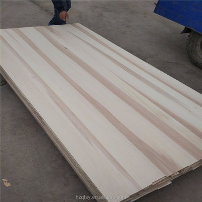 100mm-2440mm μήκος Λευκωμένη επιφάνεια από παππούλα για το καθιστικό Qingfa Φυσικό ξύλο από παππούλα