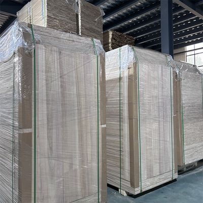 Εργαστήριο σύγχρονων στερεών ξύλων από πάουλοβίνια