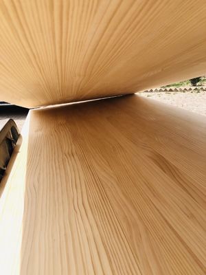480-550kg/m3 Τρία στρώματα Radiata Pine Board Σκληρό ξύλο υλικό για άλλους Δυνατότητα λύσης έργου
