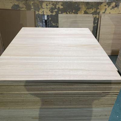 910 X 910mm Προσαρμοσμένο μέγεθος Πίνα ξύλο σανίδας με φυσική υφή
