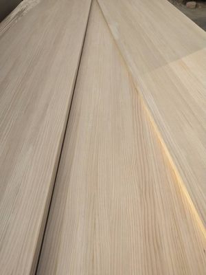 Έπιπλα από πεύκο με πυκνότητα 480-550 kg/m3 και περιεκτικότητα σε υγρασία 8%-12%