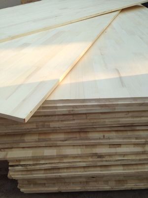 100mm-2440mm μήκος Λευκωμένη επιφάνεια από παππούλα για το καθιστικό Qingfa Φυσικό ξύλο από παππούλα