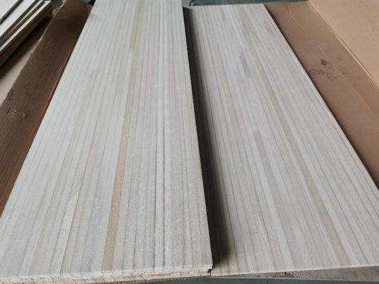 100 1220 mm πλάτος Paulownia ξύλινο πακέτο πυρήνα snowboard με σύγχρονο στυλ σχεδιασμού