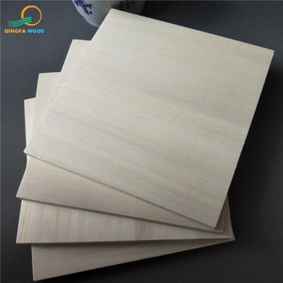 280-300kgs/Cbm Πυκνότητα Πύπα ξυλεία ξύλο για έργα ξυλουργικής