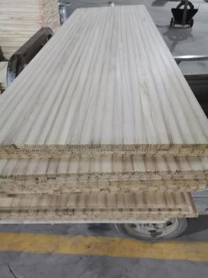 Σκληρό ξύλινο πυρήνα Paulownia Board για σκι και σπλιτμπορντ Surfboard προσαρμοσμένο μέγεθος