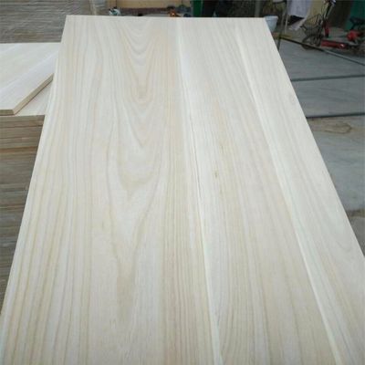 Σύγχρονο σχεδιασμό 2440X1220 Paulownia Solid Wood Lumber Board με 280-310kg/m3