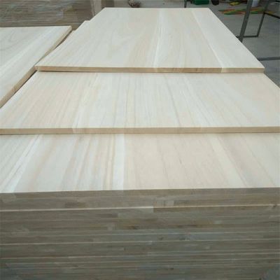 Σύγχρονο σχεδιασμό 2440X1220 Paulownia Solid Wood Lumber Board με 280-310kg/m3
