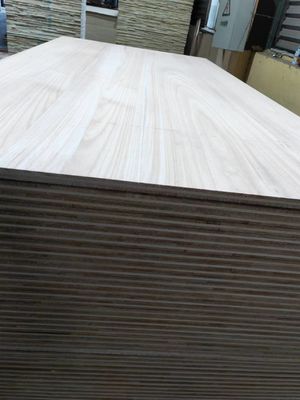100% πιστοποιημένα από την FSC 3mm-50mm White Oak Veneer Panels με πλακέτα πυρήνα από ξύλο παολοβούνια