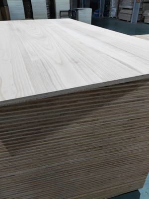 Πίνακες επίπλων πολυεπίπεδων με υλικό ξύλινου χαρτονιού από παυλοβούνια με πιστοποιητικό FSC 100%