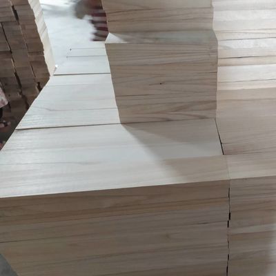 Δάχος 3 mm-50 mm Δασματικό ξύλο παυλοβούνιας για οργάνωση αποθήκης