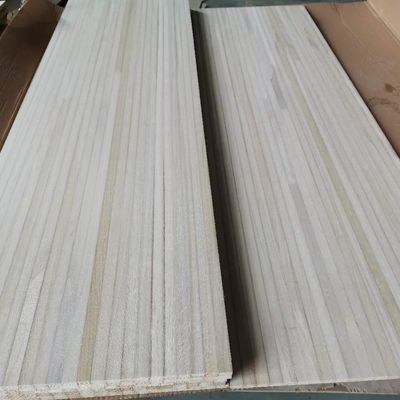 280-300kgs/cbm Πυκνότητα Paulownia ξύλινα πλαίσια πυρήνα φύλλα πυρήνα για περιβαλλοντική κόλλα E0/E1
