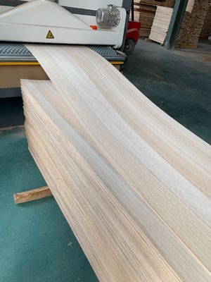 5 mm πάχος Σκληρό ξύλο παυλοβούνιας με χρόνο παραγωγής 5-15 ημέρες σε φυσικό χρώμα